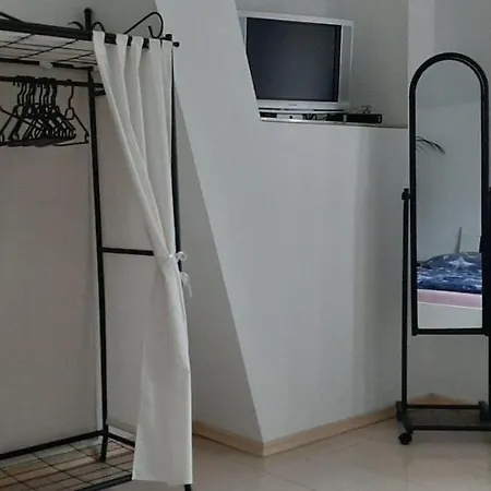 アパート Feriendomizil-roger-wohnung-2 *